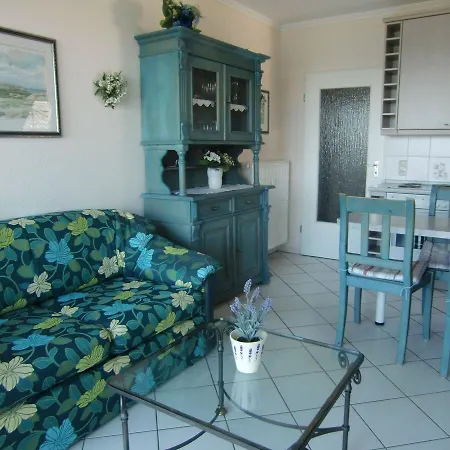 Ferienwohnung-Godewind-Seeblick-Lud-297 Апартаменты *